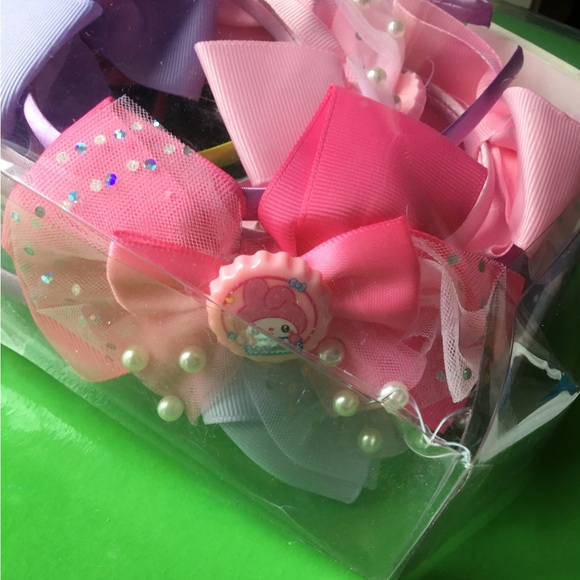 Sanrio’s headband 5 for $10 - Picture 9 of 11